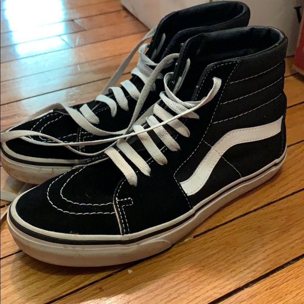 Size 8.5 Women’s Vans.